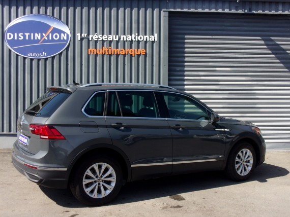 VOLKSWAGEN TIGUAN VOLKSAWGEN TIGUAN-003.jpg